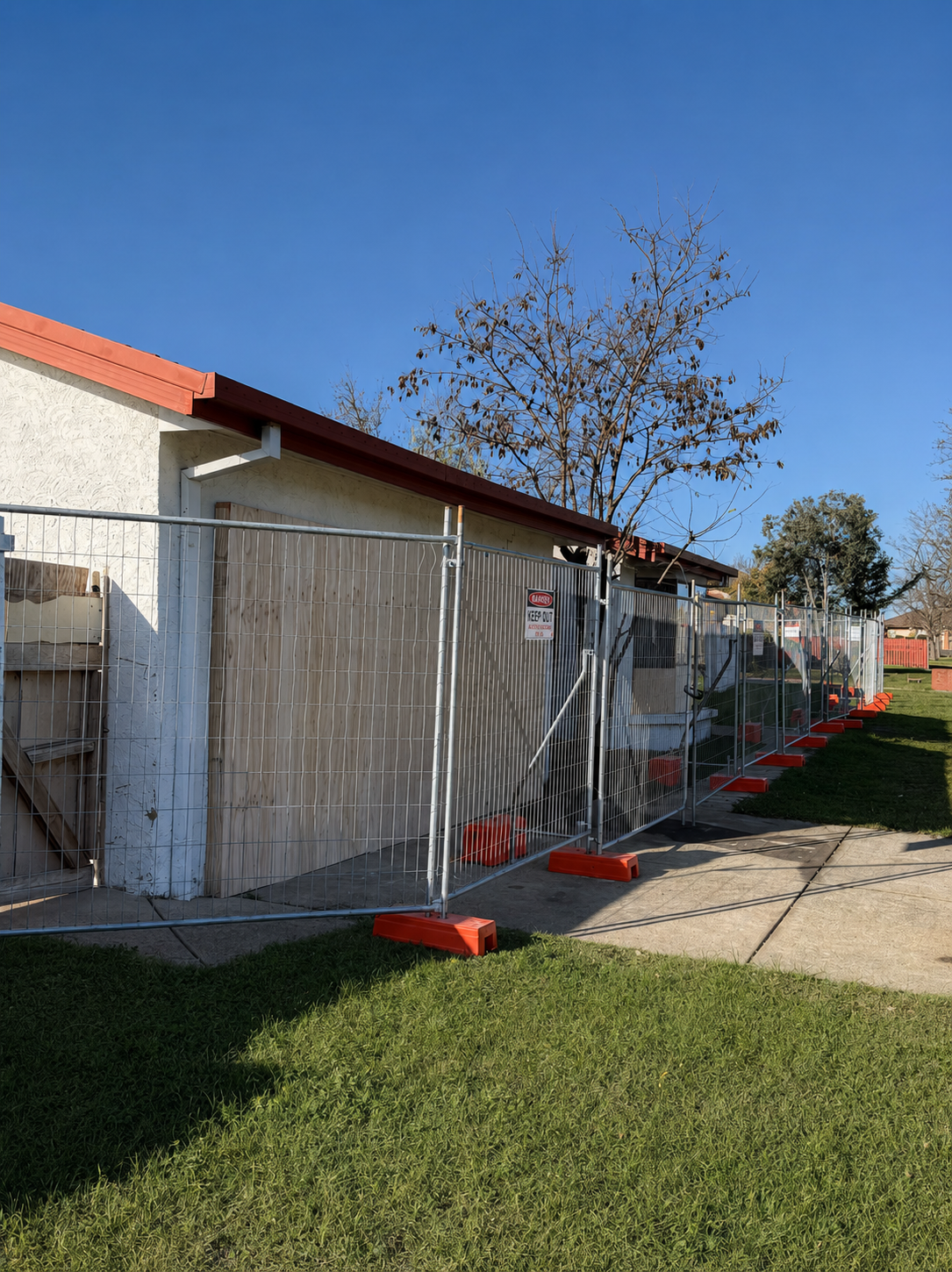 Temporary fencing and site make-safe